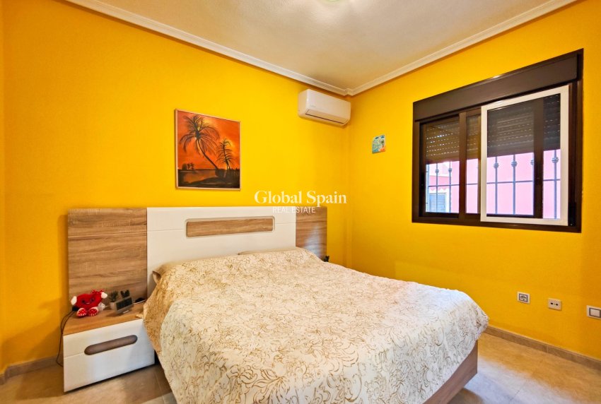 Venta - VILLA -
GUARDAMAR DEL SEGURA - Costa Blanca