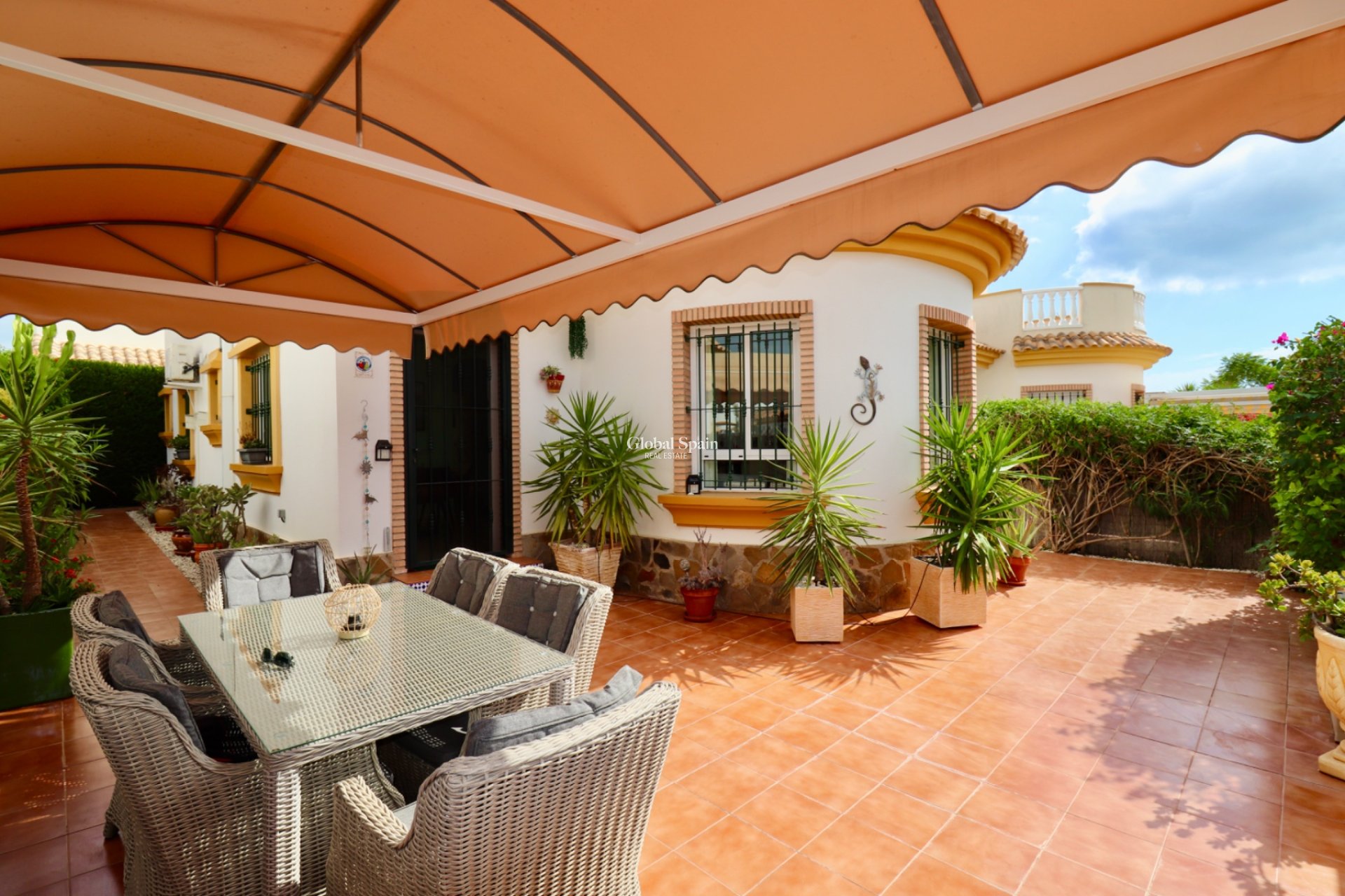 Venta - VILLA -
GUARDAMAR DEL SEGURA - EL RASO