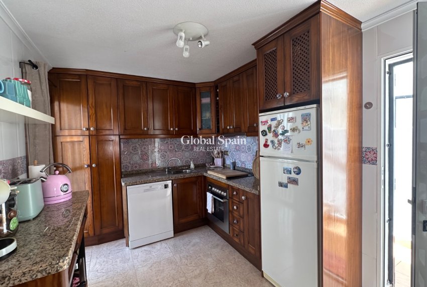 Venta - VILLA -
GUARDAMAR DEL SEGURA - EL RASO