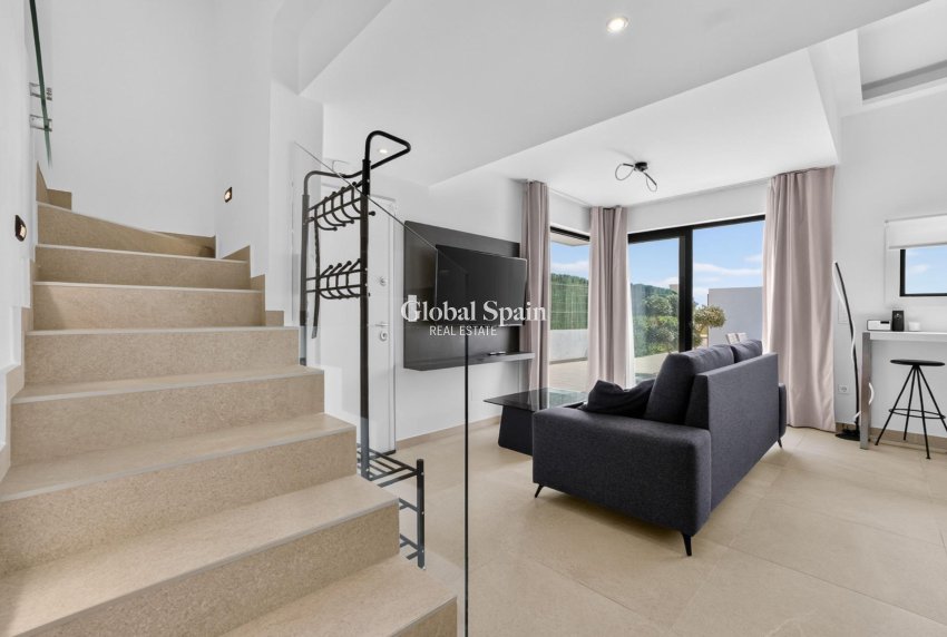Venta - VILLA -
GUARDAMAR DEL SEGURA - EL RASO
