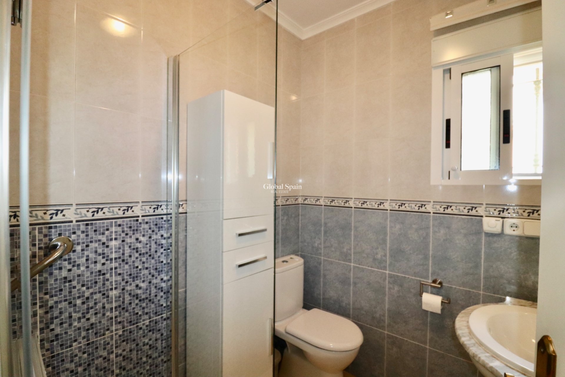 Venta - Villa -
GUARDAMAR DEL SEGURA - EL RASO