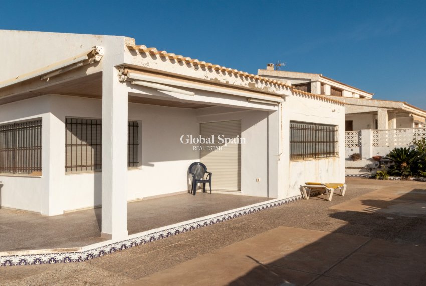 Venta - VILLA -
GUARDAMAR DEL SEGURA - Guardamar Playa