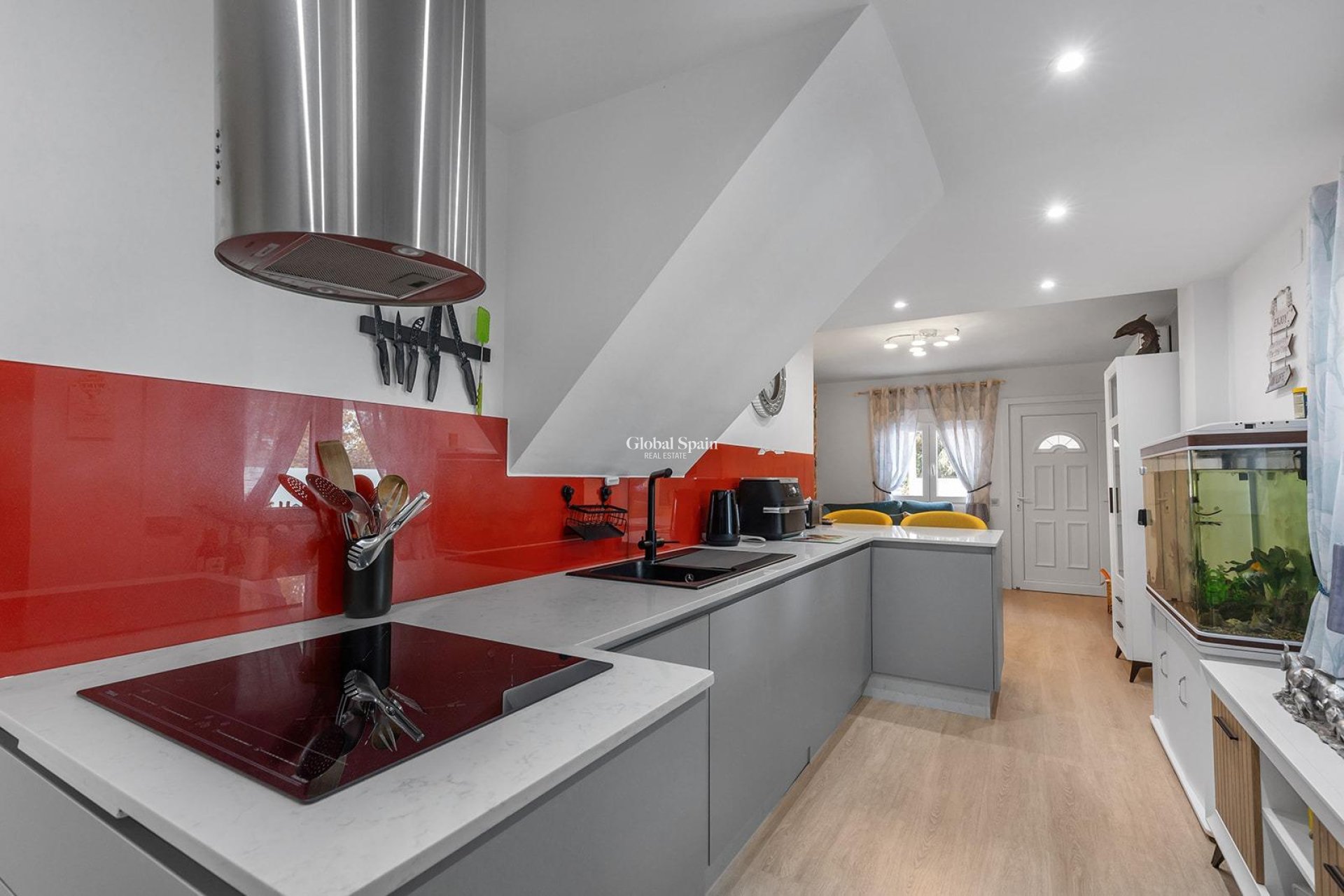 Venta - VILLA -
GUARDAMAR DEL SEGURA - Urbanizaciones