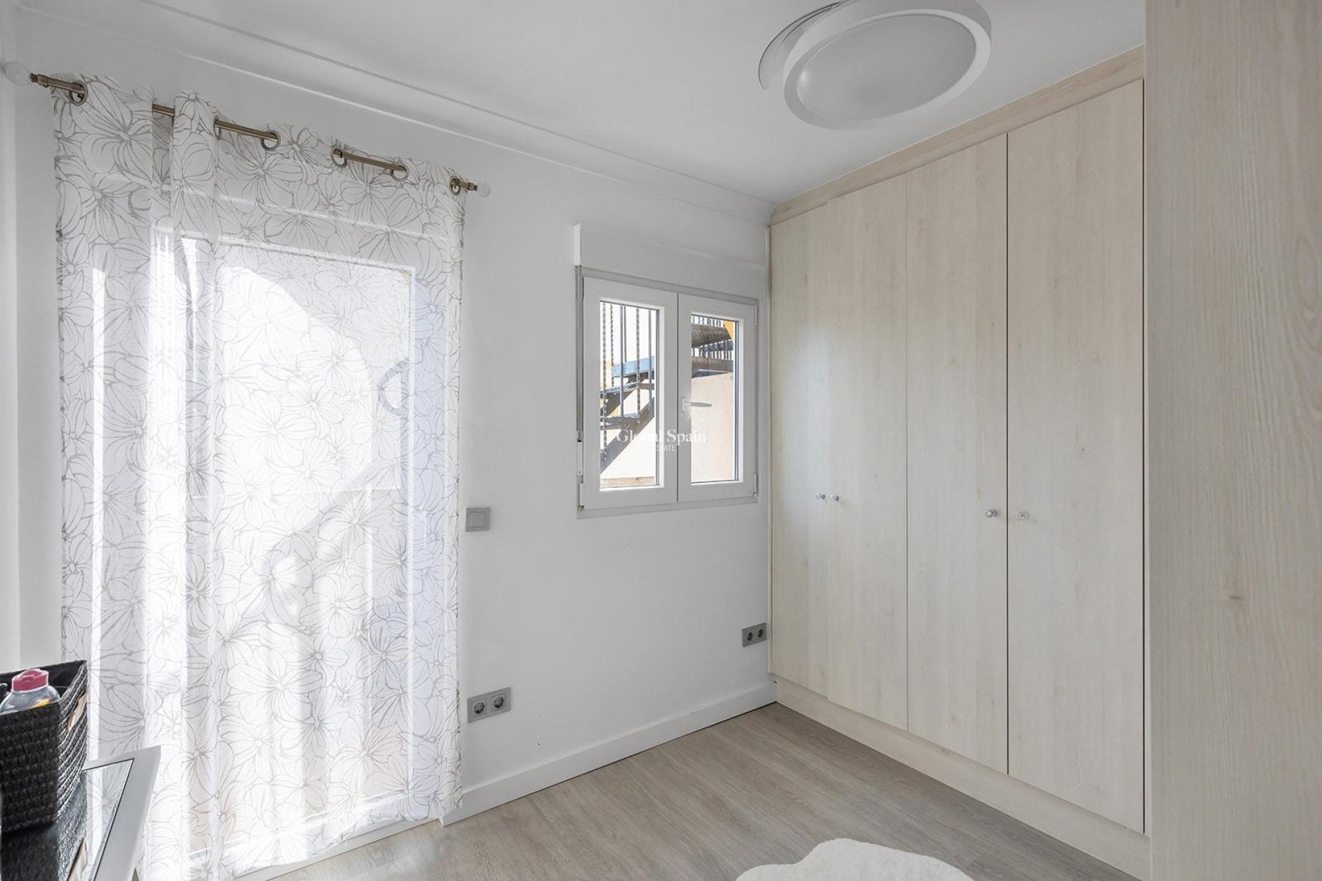 Venta - VILLA -
GUARDAMAR DEL SEGURA - Urbanizaciones