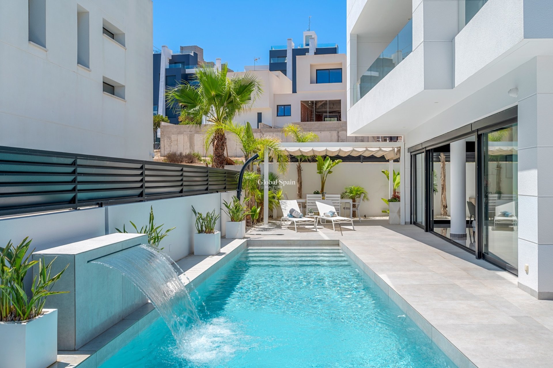 Venta - VILLA -
GUARDAMAR DEL SEGURA