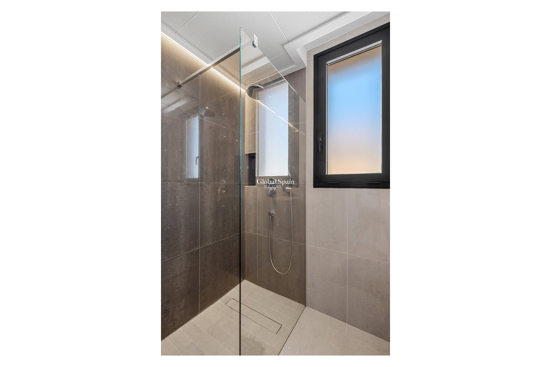 Venta - VILLA -
GUARDAMAR DEL SEGURA