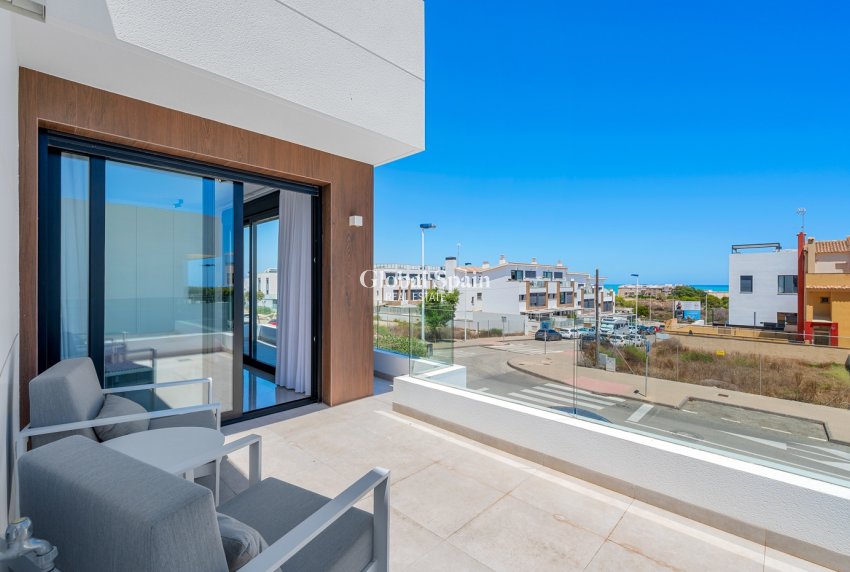 Venta - VILLA -
GUARDAMAR DEL SEGURA