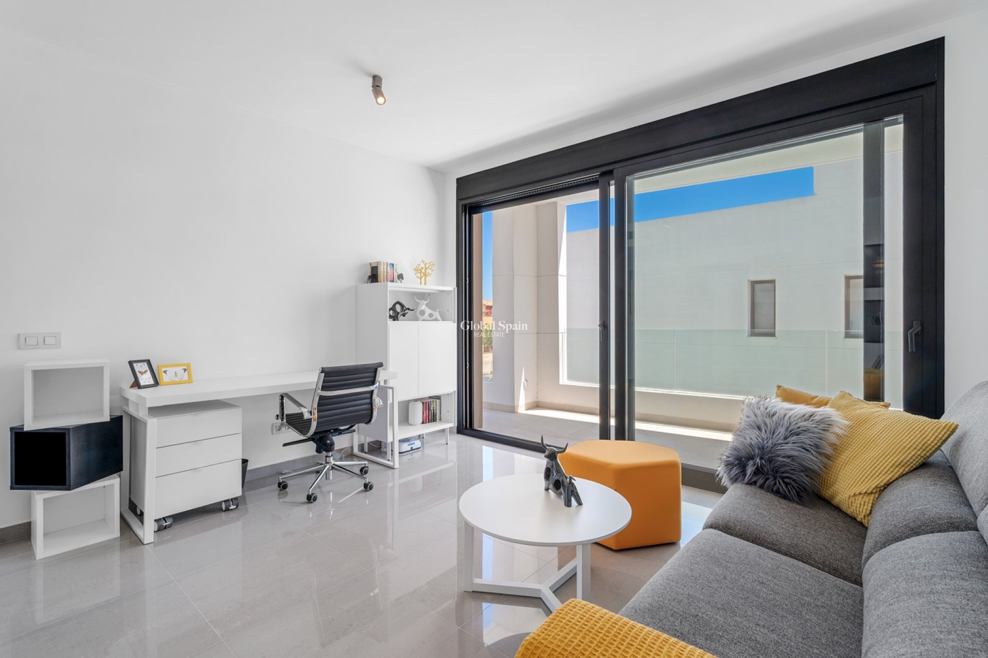 Venta - VILLA -
GUARDAMAR DEL SEGURA