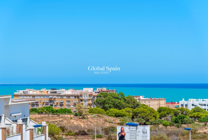 Venta - VILLA -
GUARDAMAR DEL SEGURA