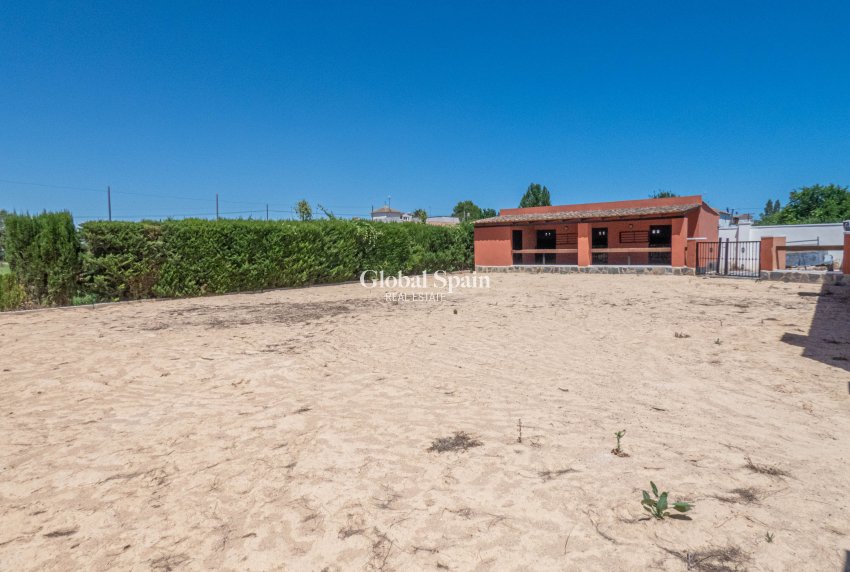 Venta - VILLA -
HEREDADES - LAS HEREDADES