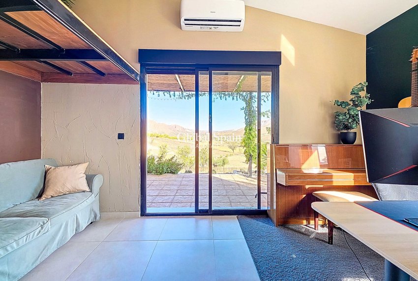 Venta - Villa -
Hondon De Los Frailes