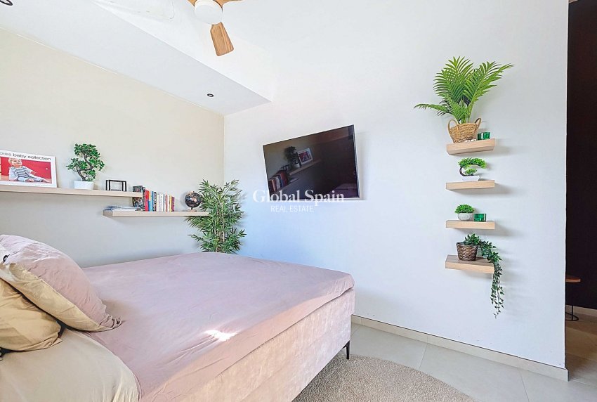 Venta - Villa -
Hondon De Los Frailes