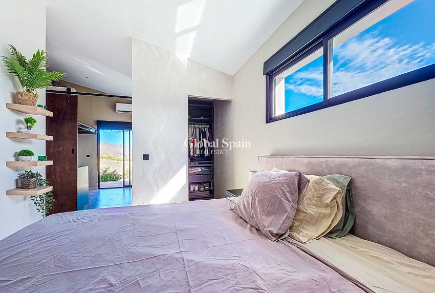 Venta - Villa -
Hondon De Los Frailes