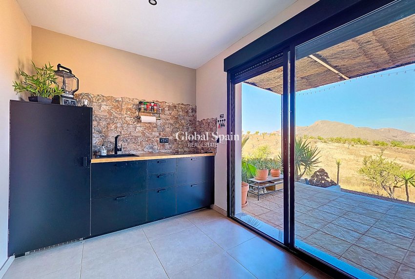 Venta - Villa -
Hondon De Los Frailes