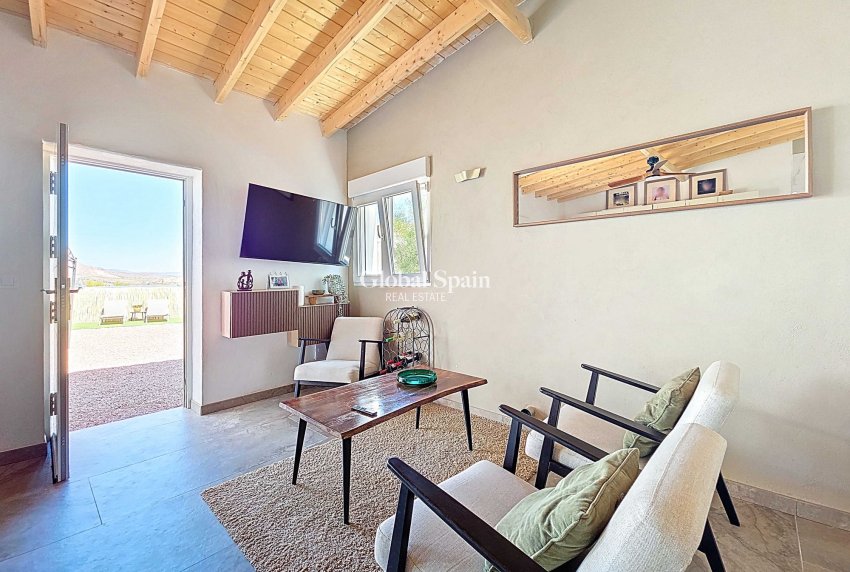 Venta - Villa -
Hondon De Los Frailes