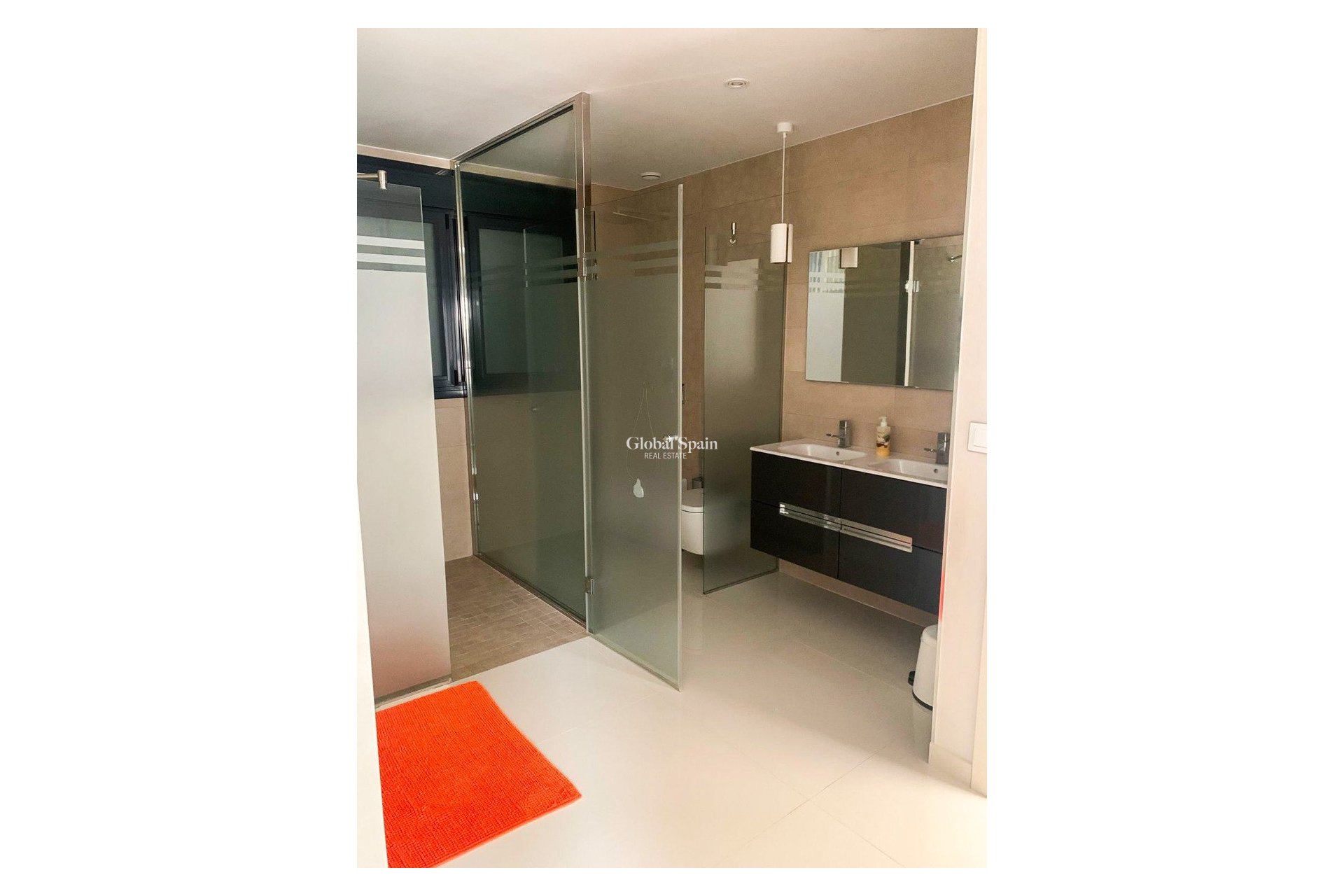 Venta - Villa independiente -
ORIHUELA COSTA - CAMPOAMOR