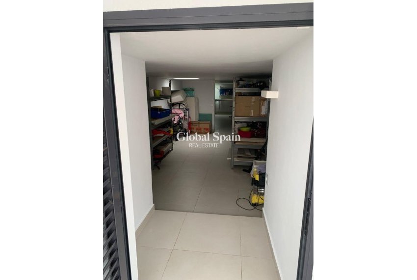 Venta - Villa independiente -
ORIHUELA COSTA - CAMPOAMOR