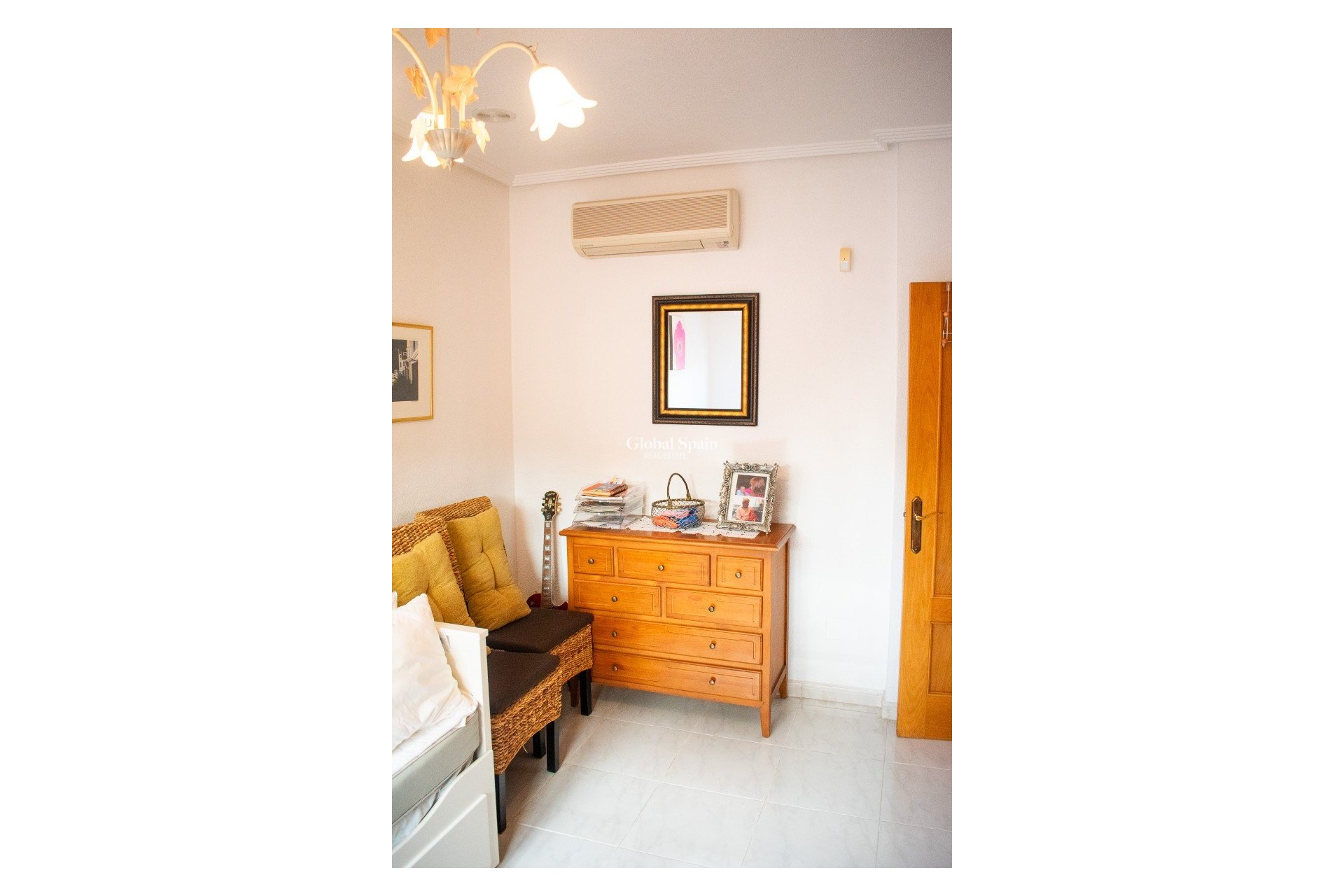 Venta - Villa independiente -
ORIHUELA COSTA - La Zenia