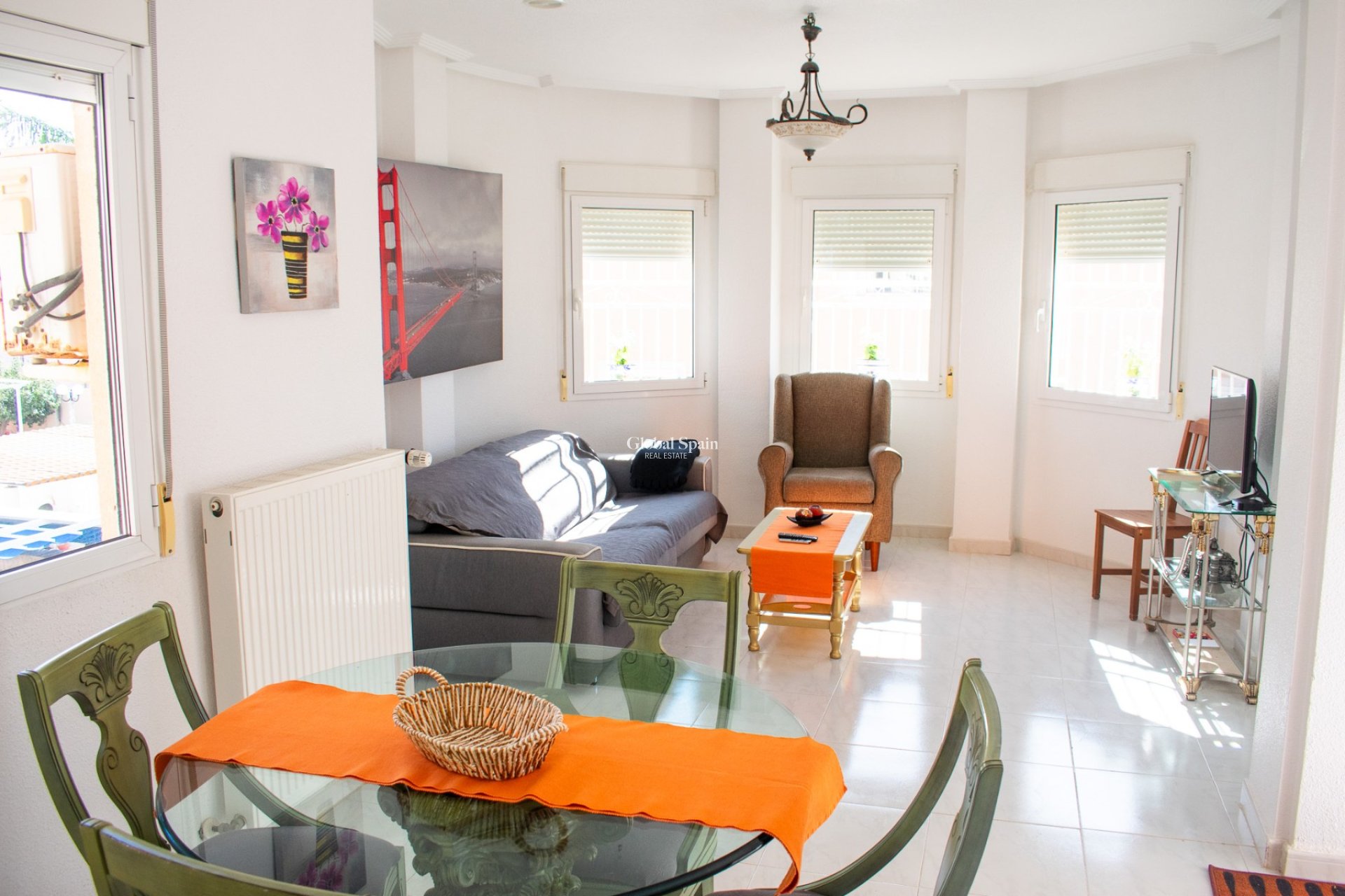 Venta - Villa independiente -
ORIHUELA COSTA - La Zenia