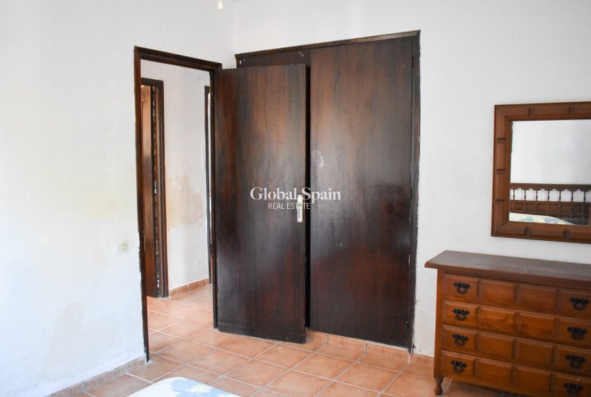 Venta - Villa independiente -
ORIHUELA COSTA - Punta Prima