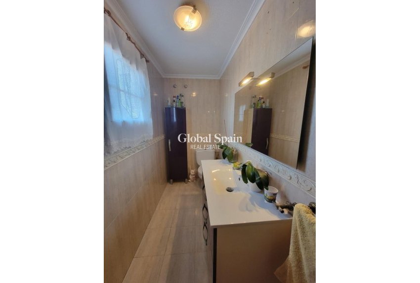 Venta - Villa independiente -
TORREVIEJA - Aguas Nuevas