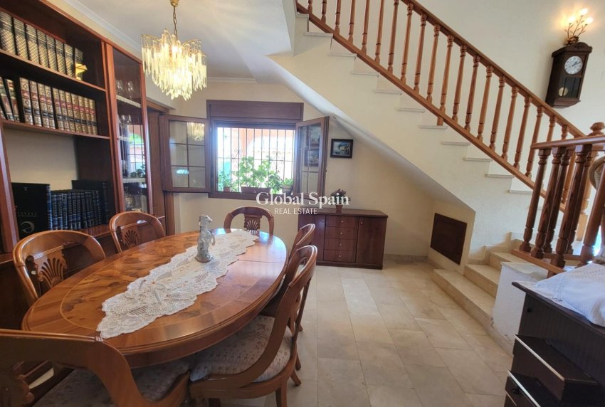 Venta - Villa independiente -
TORREVIEJA - Aguas Nuevas