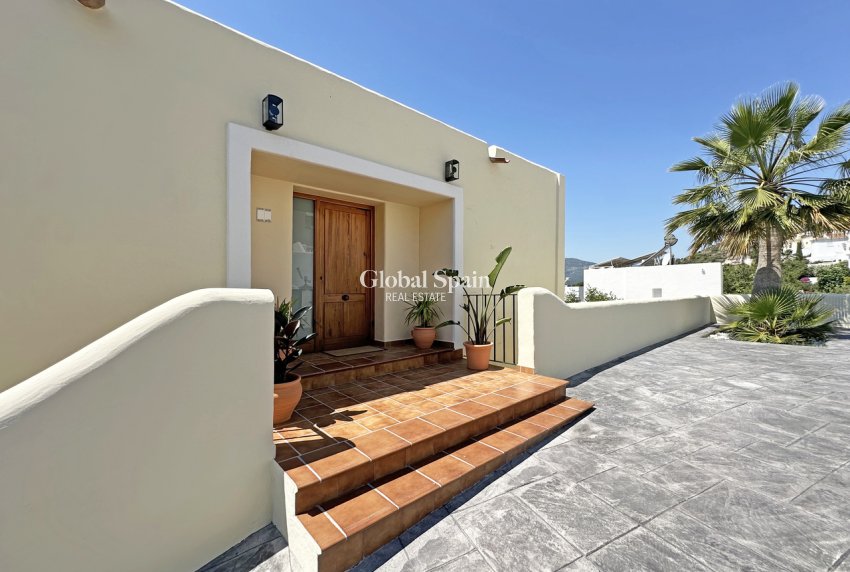 Venta - VILLA -
JALÓN - Inland