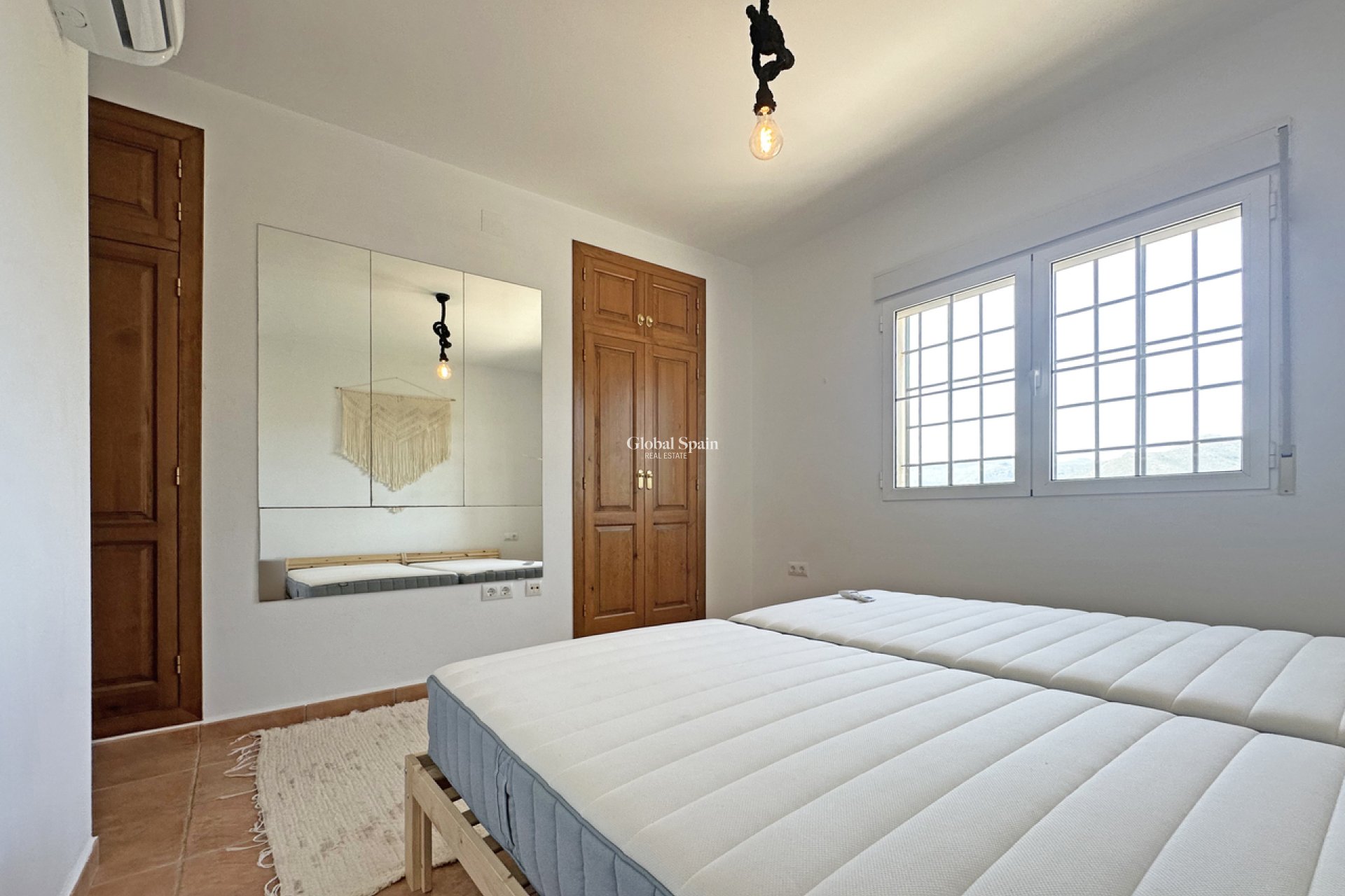 Venta - VILLA -
JALÓN - Inland