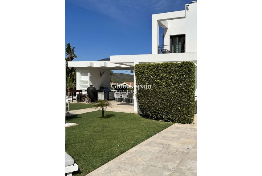 Venta - VILLA -
JÁVEA - Costa Blanca