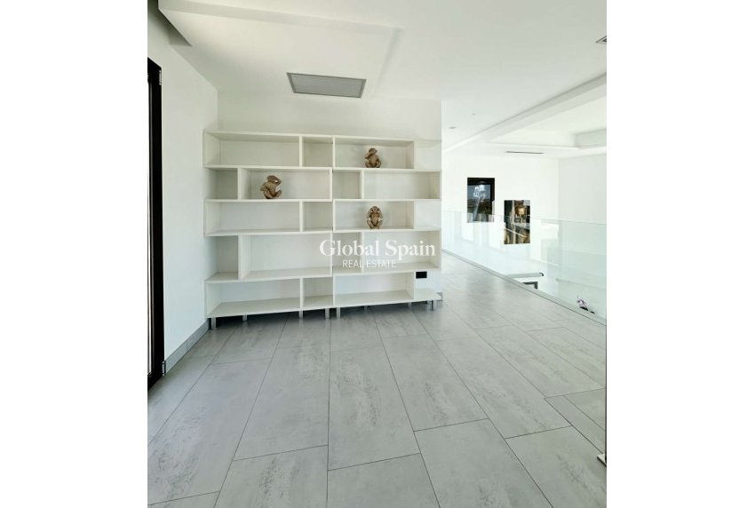 Venta - VILLA -
JÁVEA - Costa Blanca