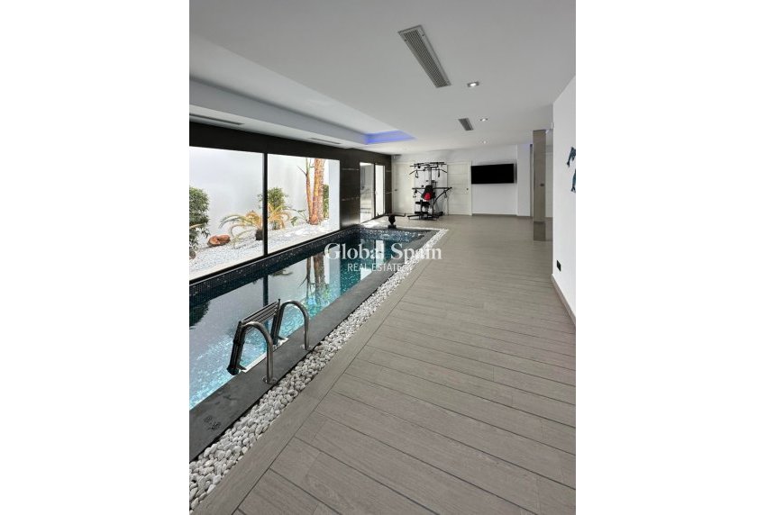 Venta - VILLA -
JÁVEA - Costa Blanca