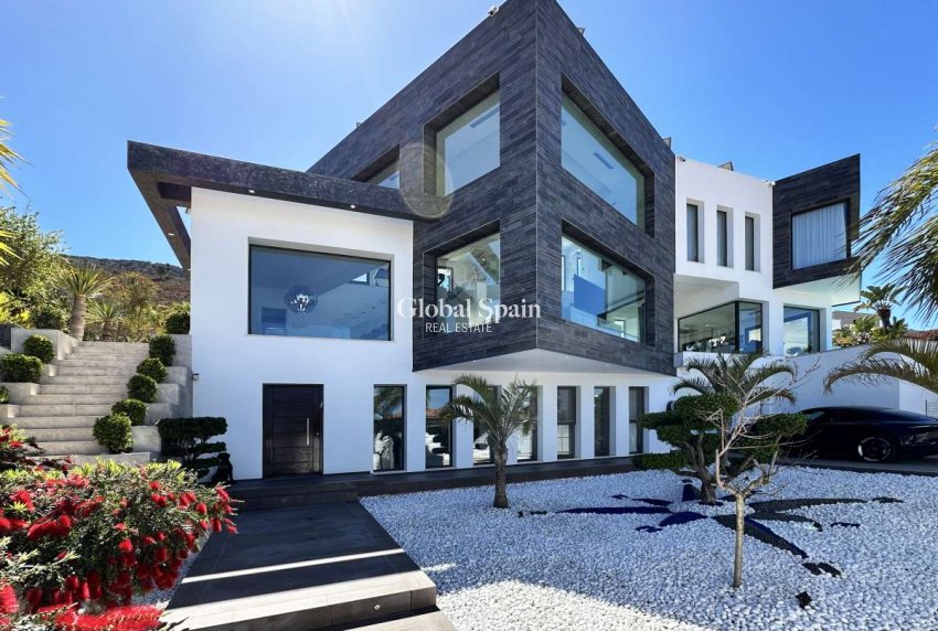 Venta - VILLA -
JÁVEA - Costa Blanca