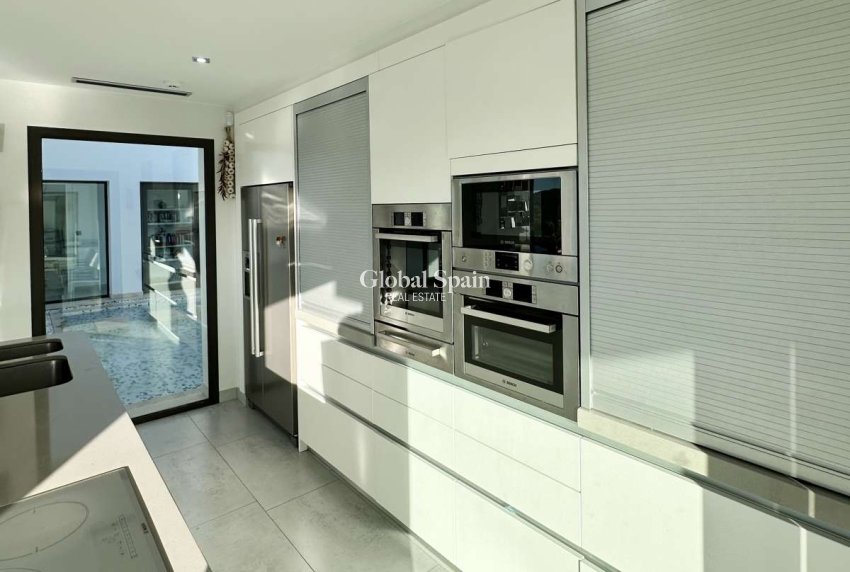 Venta - VILLA -
JÁVEA - Costa Blanca