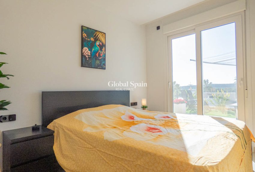 Venta - Villa -
La Finca Golf and Spa Resort - Algorfa