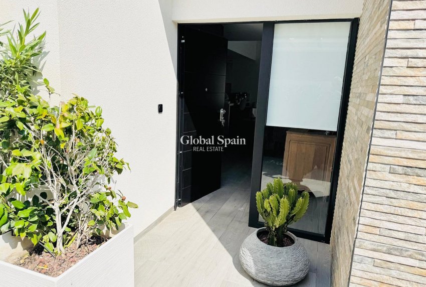 Venta - VILLA -
LA FINCA GOLF - Inland