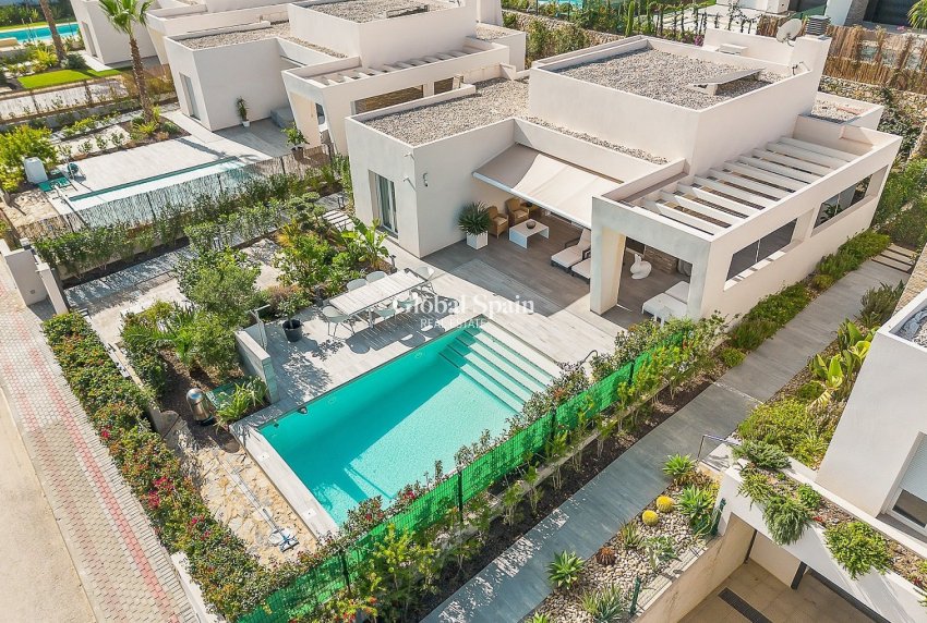 Venta - VILLA -
LA FINCA GOLF - Inland