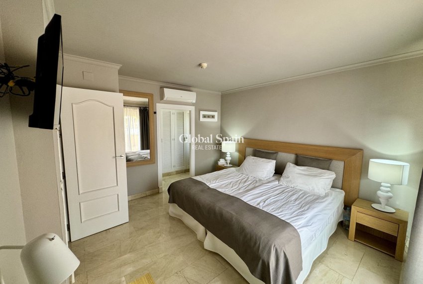 Venta - VILLA -
LA MANGA DEL MAR MENOR - Costa Calida