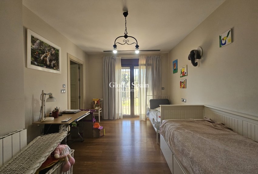 Venta - VILLA -
LA MANGA DEL MAR MENOR - Costa Calida