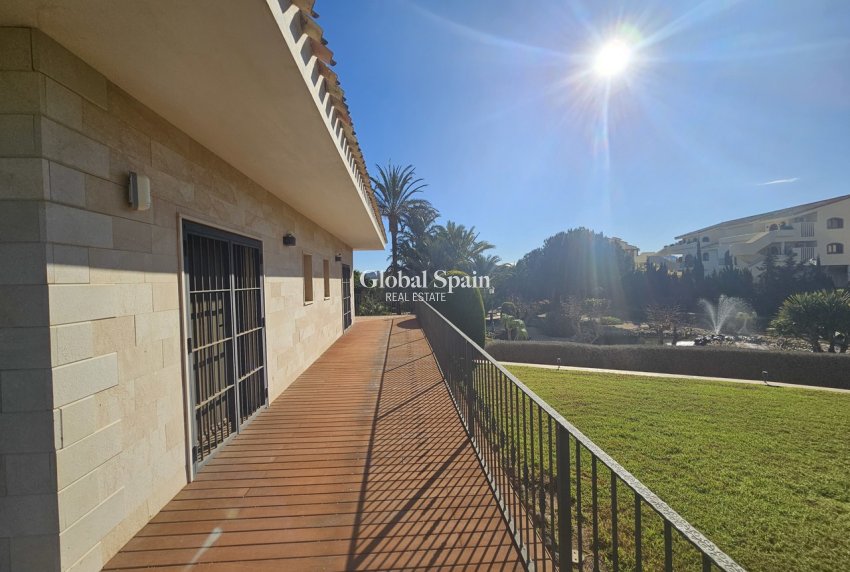 Venta - VILLA -
LA MANGA DEL MAR MENOR - Costa Calida