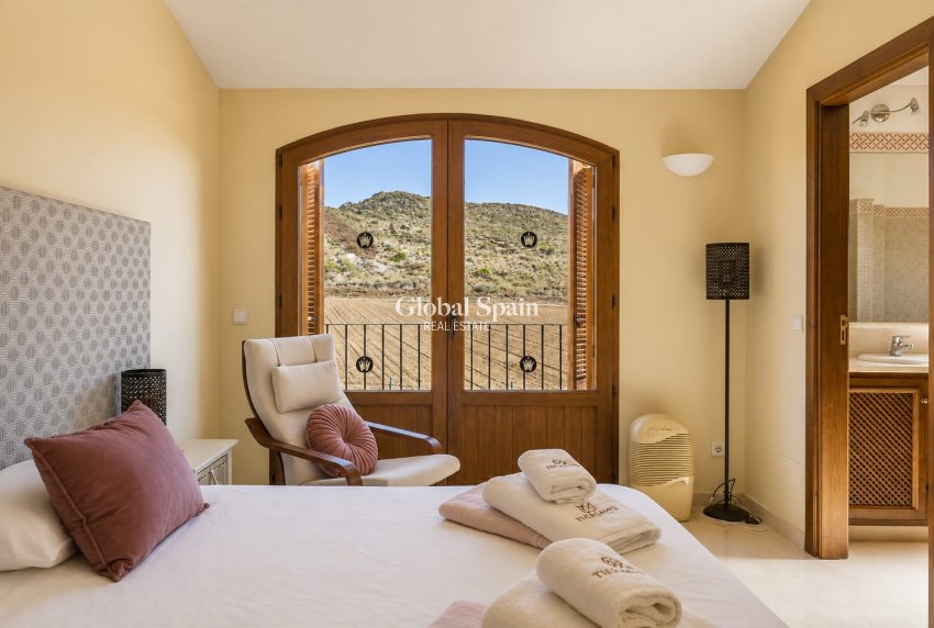 Venta - VILLA -
LA MANGA DEL MAR MENOR - Costa Calida