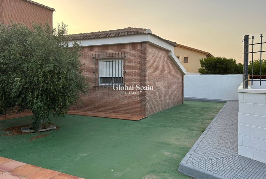 Venta - VILLA -
LA MANGA DEL MAR MENOR - Playa Principe