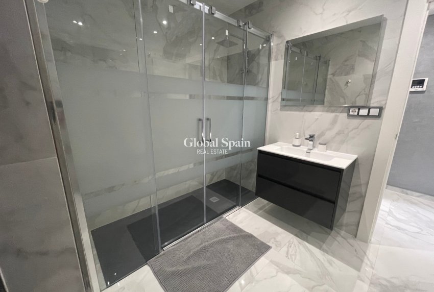 Venta - VILLA -
LA MATA - Costa Blanca