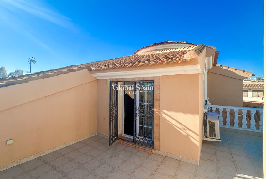 Venta - VILLA -
LA MATA - Costa Blanca