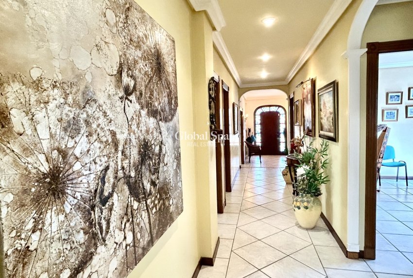 Venta - VILLA -
LA MATA - Costa Blanca