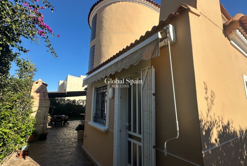 Venta - VILLA -
LA MATA