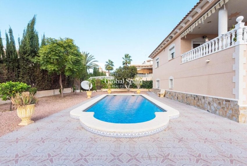 Venta - VILLA -
LA MURADA - Inland