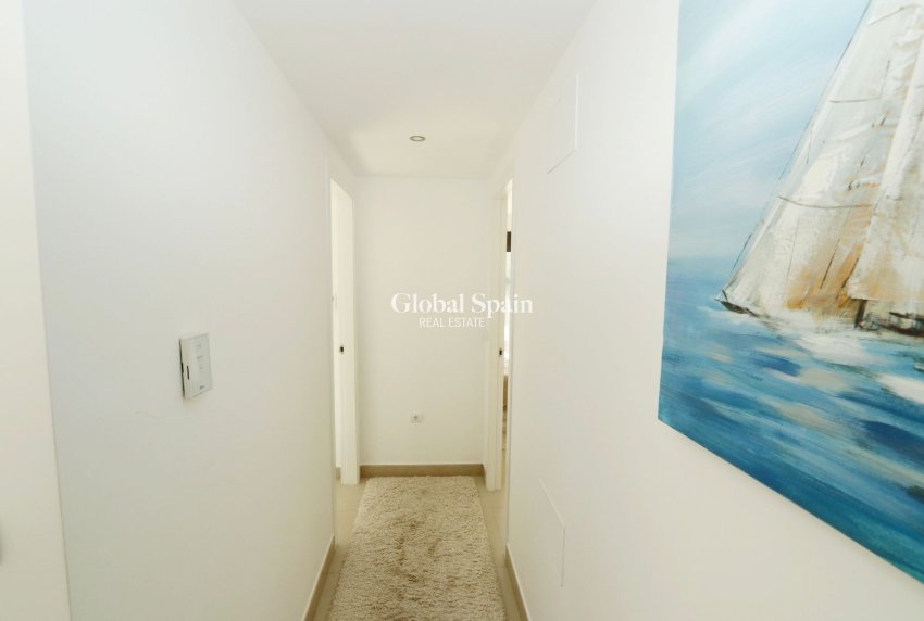 Venta - VILLA -
LA NUCÍA - Costa Blanca