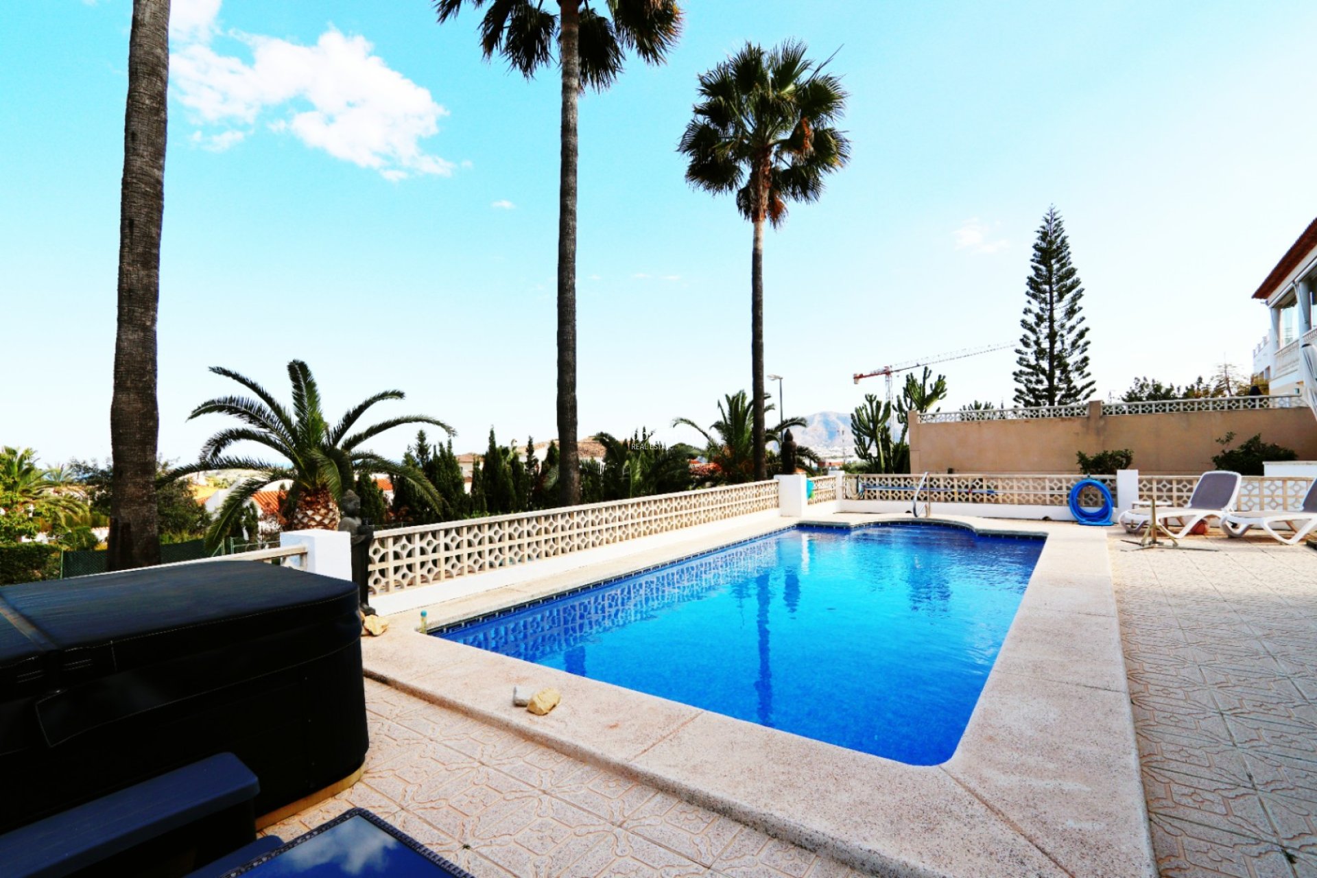 Venta - VILLA -
LA NUCÍA - Costa Blanca