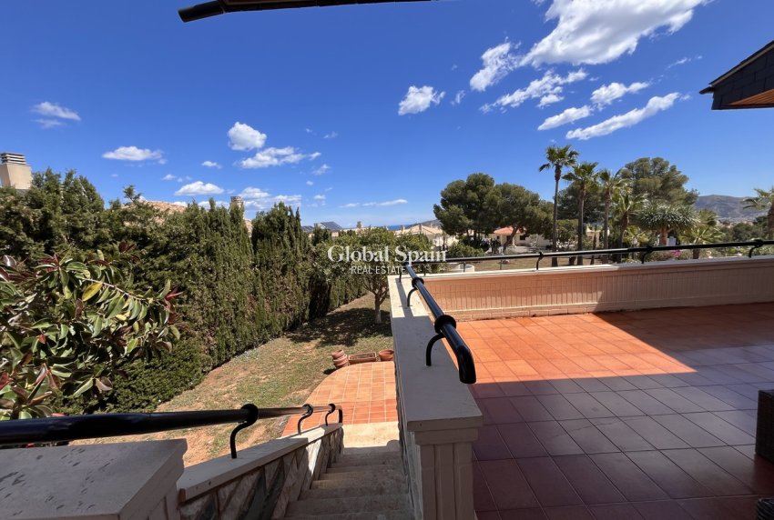 Venta - VILLA -
LA NUCÍA - Costa Blanca