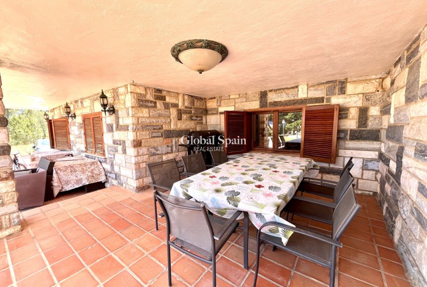 Venta - VILLA -
LA NUCÍA - Costa Blanca